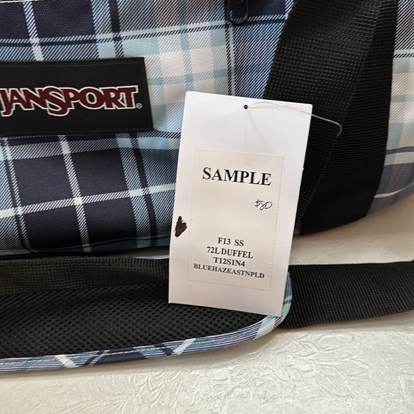 JanSport 72 LITER DUFFEL - Blue Haze Plaid - Picture 16 of 16